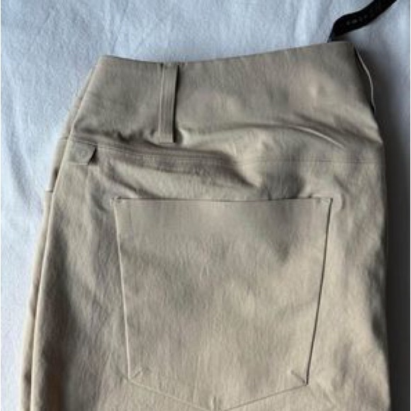 MULTI DEAL - 4 Pants including Lulu - Picture 2 of 9